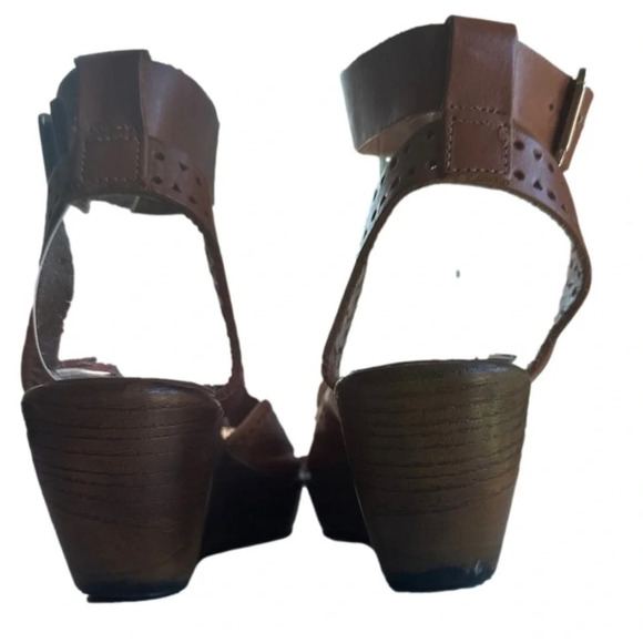Sotto Sopra Brown Leather Perferated Wedges Open Toe Sandals Ankle buckle 7.5-8 - Picture 7 of 9